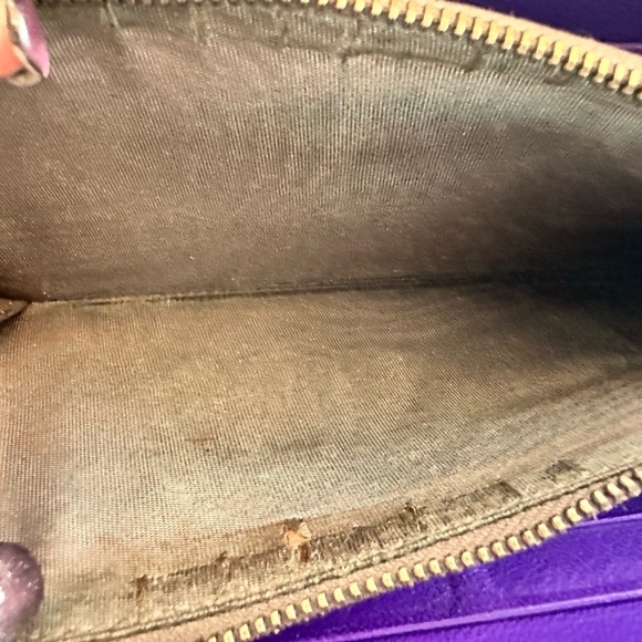 Bottega Venetta Purple Zippy Wallet - Picture 6 of 8